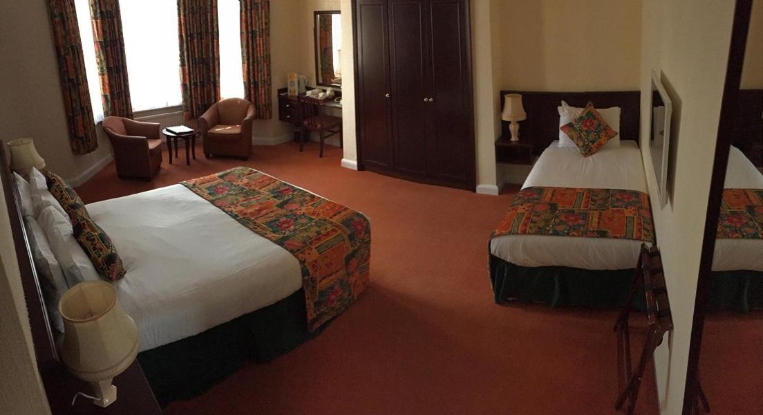 Arundel House 3* CBG