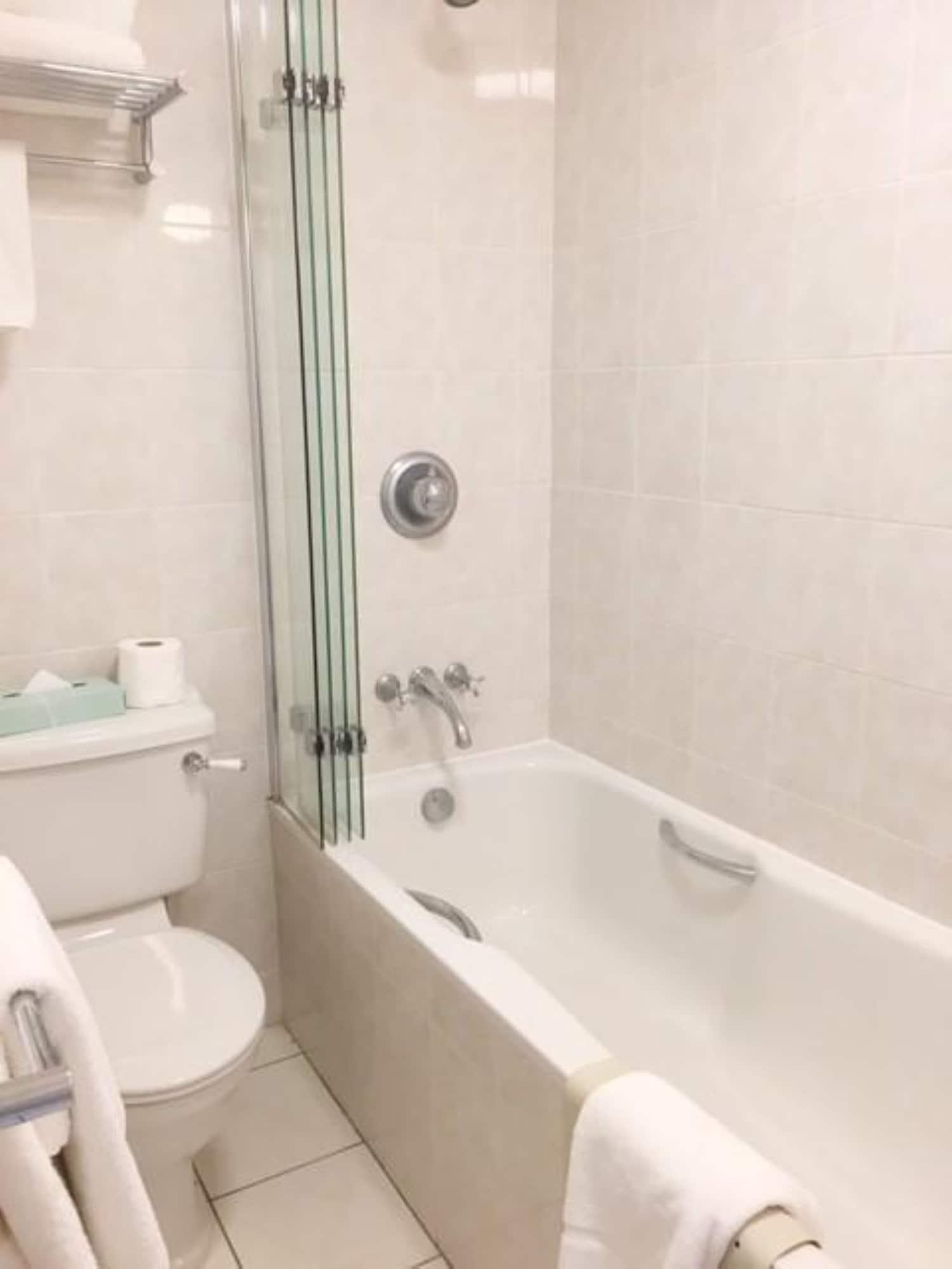 Arundel House Hotel 3*