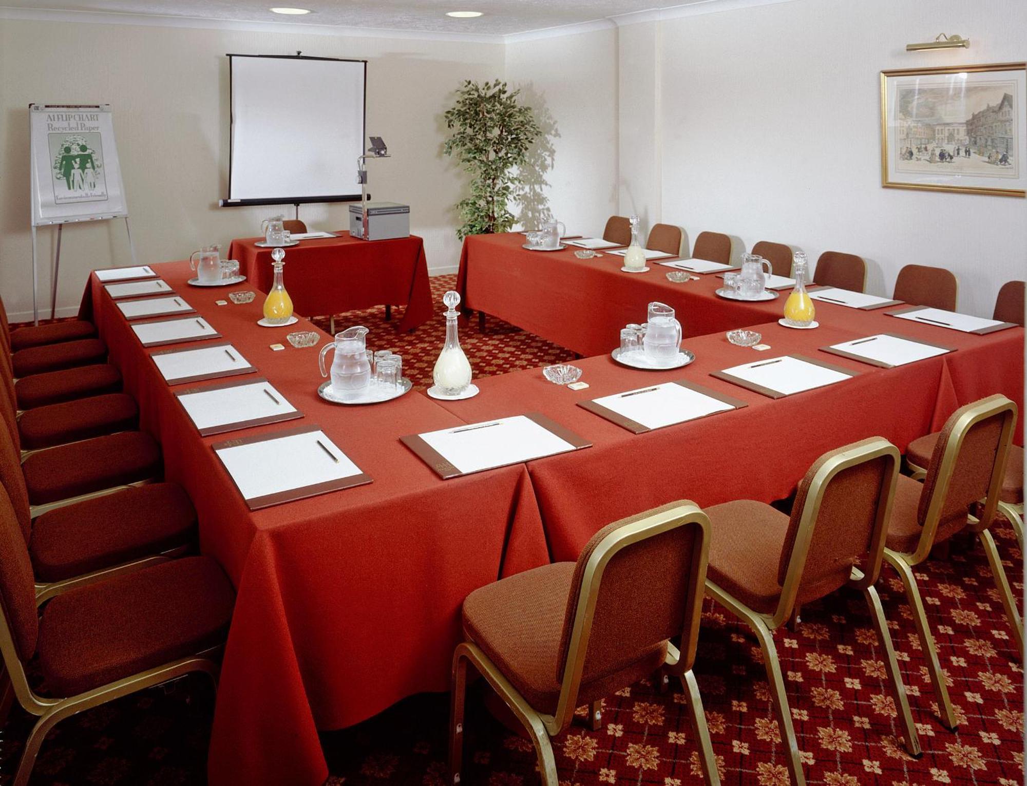 Hotel Arundel House 3*