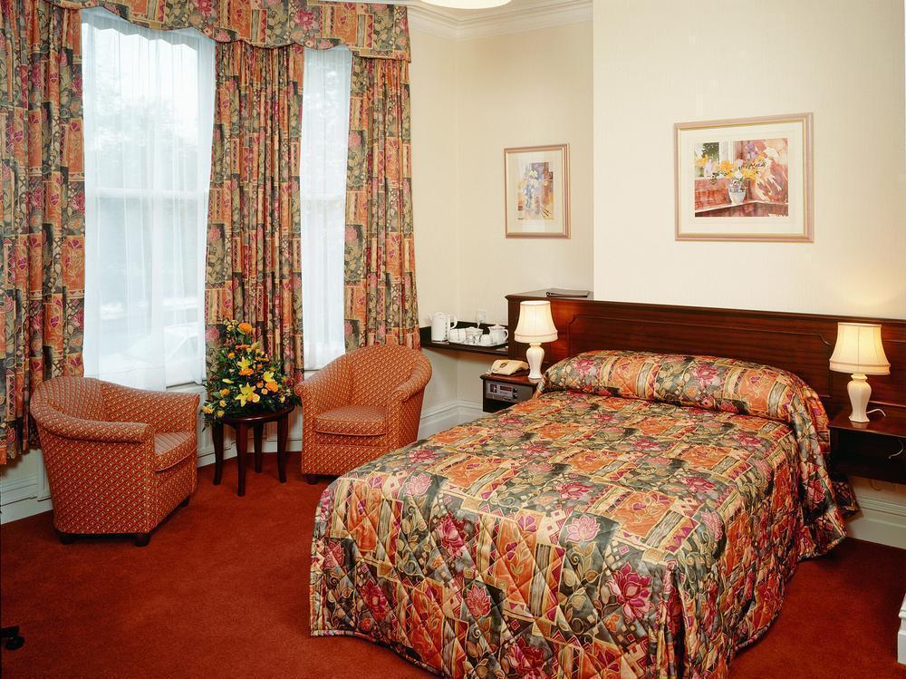 Arundel House